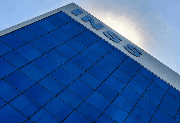 Imagem da notícia: Fila aumentou desde entrada de presidente do INSS demitido por Lula; veja os números