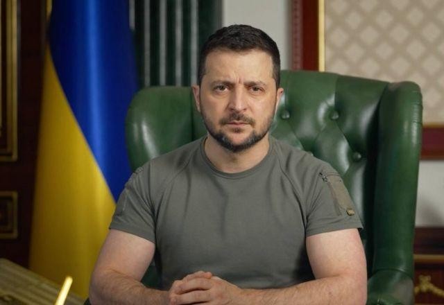 Imagem da noticia "Ucrânia não cederá um único centímetro do leste", diz Zelensky