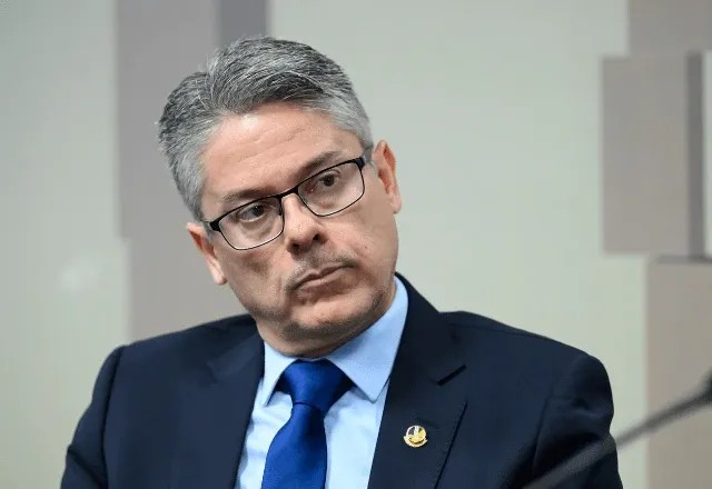 Imagem da noticia PL Antifacção tem votação adiada na CCJ do Senado após mudanças do relator