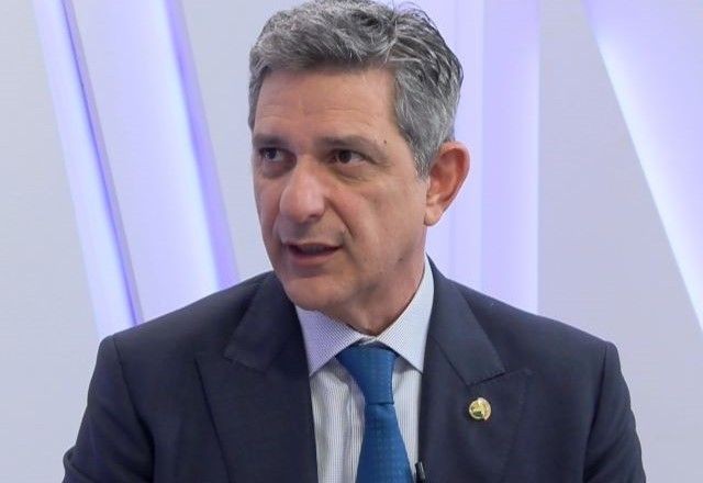 Imagem da noticia Assista: Rogério Carvalho fala ao Perspectivas sobre Lula x Campos Neto e papel das redes nas eleições