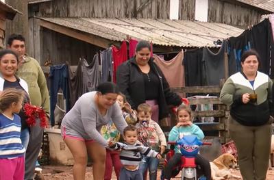 COP 30 na Amazônia: Marcos Uchôa mostra mães que ensinam filhos a cuidar do planeta COP 30 na Amazônia: Marcos Uchôa mostra mães que ensinam filhos a cuidar do planeta