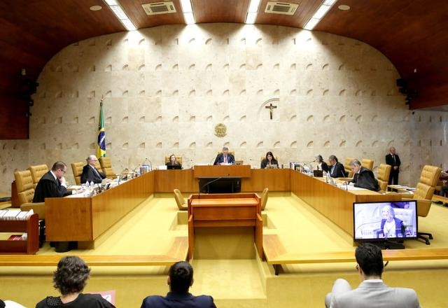 Imagem da noticia STF interrompe julgamento sobre porte de drogas com placar de 5x3
