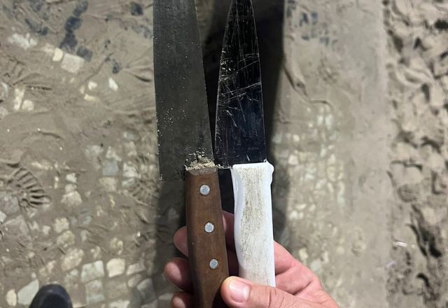 Imagem da noticia Show da Madonna: Facas são encontradas enterradas nas areais da praia de Copacabana