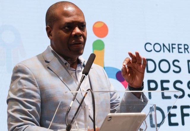 Imagem da noticia Silvio Almeida presta depoimento à PF nesta terça (25) sobre acusações de assédio sexual
