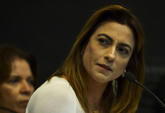 Imagem da noticia Senadora Soraya Thronicke pede registro de candidatura no TSE