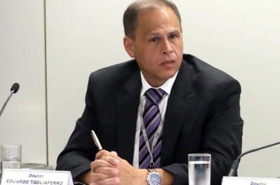 Moraes vota para tornar Eduardo Tagliaferro réu por vazamento de informação Moraes vota para tornar Eduardo Tagliaferro réu por vazamento de informação