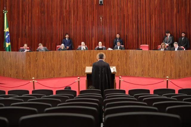 TSE restringe porte de armas para eleições de outubro