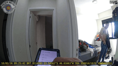 "O cara vai lavar a mão": câmeras corporais mostram que PM questionou banho de tenente-coronel "O cara vai lavar a mão": câmeras corporais mostram que PM questionou banho de tenente-coronel