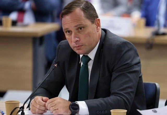 Imagem da noticia Mauro Cid ainda poderá responder ao STM sobre patente, avalia presidente da corte