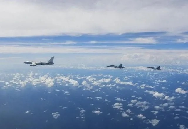 Imagem da noticia China realiza exercícios militares ao redor de Taiwan: 'Aviso severo'