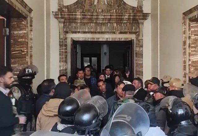 Imagem da noticia Tentativa de golpe na Bolívia "pega mal para todos os países" da América Latina, avalia analista