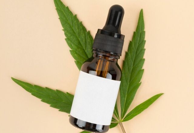 Imagem da noticia Governo de SP começa a distribuir remédios à base de canabidiol no SUS; veja quem tem direito