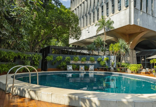 Imagem da noticia Justiça condena hotel de luxo em SP após denúncia de racismo