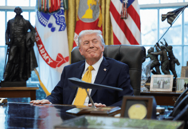 Trump afirma que terá a “honra” de assumir Cuba Trump afirma que terá a “honra” de assumir Cuba