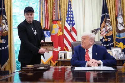 Trump diz que quer acionar Elon Musk para restaurar internet no Irã Trump diz que quer acionar Elon Musk para restaurar internet no Irã