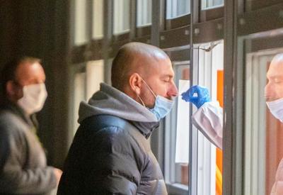 Covid-19: Governo de SP adquire 600 mil testes do tipo RT-PCR Covid-19: Governo de SP adquire 600 mil testes do tipo RT-PCR