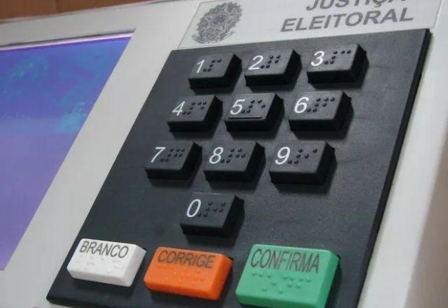 Imagem da noticia Eleitores de três municípios votam neste domingo para prefeitos
