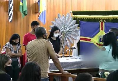 Ladrões invadem casa de vereador enquanto corpo do político era velado Ladrões invadem casa de vereador enquanto corpo do político era velado