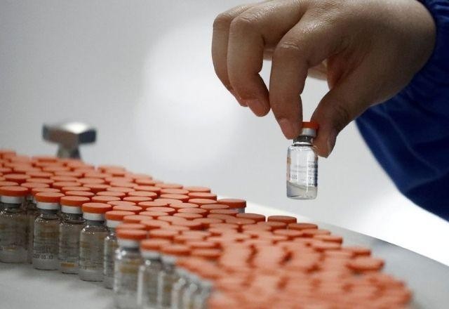 Imagem da noticia CoronaVac é 85% eficaz contra casos graves de covid em gestantes