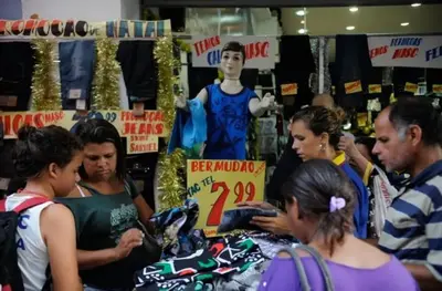 Varejo paulista bate recorde e supera R$ 1,5 trilhão em vendas em 2025 Varejo paulista bate recorde e supera R$ 1,5 trilhão em vendas em 2025