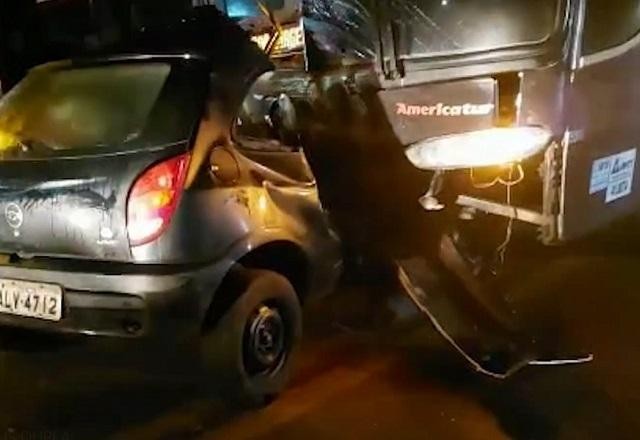 Imagem da noticia Ônibus dupla sertaneja se envolve em acidente grave no Paraná