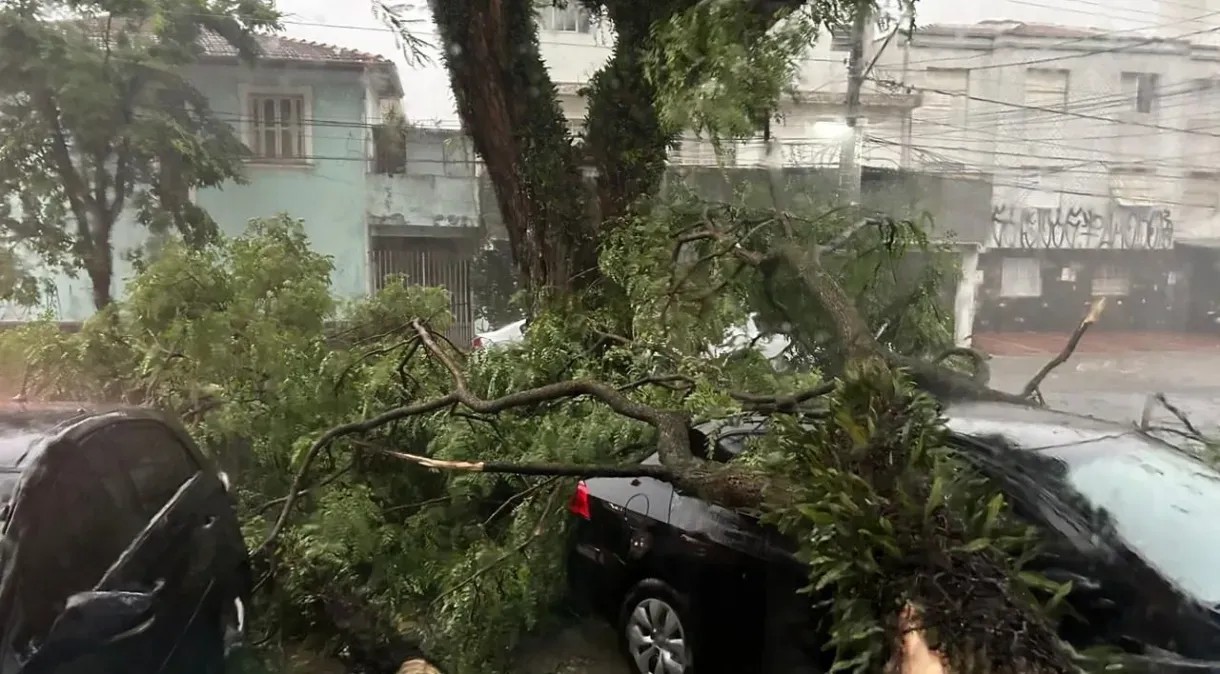 Imagem da noticia Distribuidora de energia paulista tem 24 horas para prestar esclarecimentos