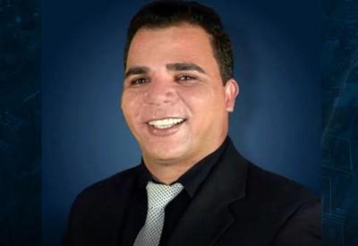 Vereador de Duque de Caxias é preso suspeito de chefiar quadrilha de agiotas Vereador de Duque de Caxias é preso suspeito de chefiar quadrilha de agiotas