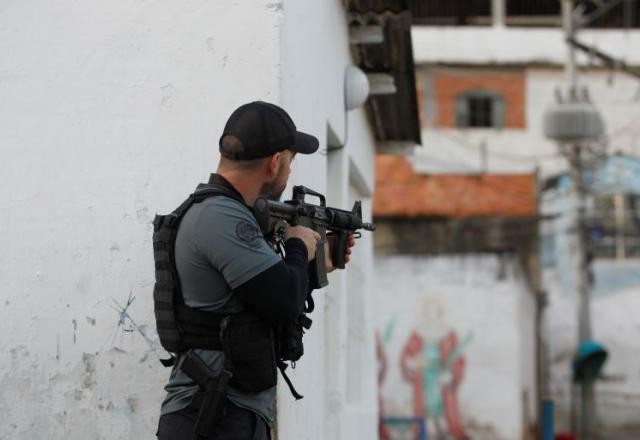 Imagem da noticia MPF vai investigar eventuais violações em operação policial na Vila Cruzeiro