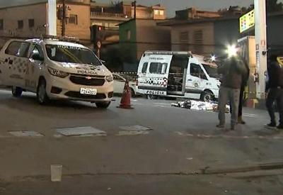 Dois bandidos morrem em tentativa de assalto a PM Dois bandidos morrem em tentativa de assalto a PM