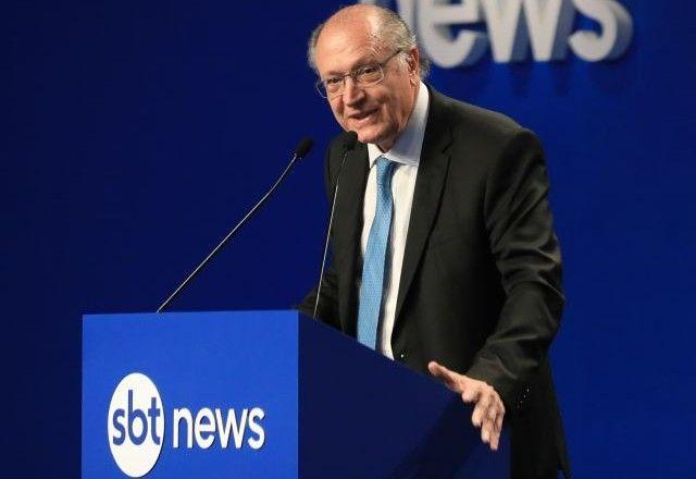 Brasil deve bater recorde de exportações em 2025 com embarques de US$ 345 bilhões, diz Alckmin Brasil deve bater recorde de exportações em 2025 com embarques de US$ 345 bilhões, diz Alckmin