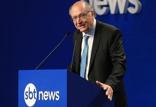 Imagem da noticia Brasil deve bater recorde de exportações em 2025 com embarques de US$ 345 bilhões, diz Alckmin