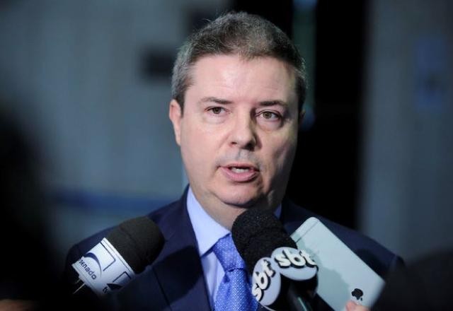 Imagem da noticia Vice-presidente da CCJ nega pedido para sabatina de André Mendonça