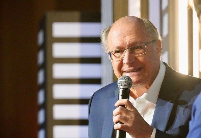 Imagem da noticia Alckmin diz que plano de apoio a setores afetados por tarifas tem impacto fiscal pequeno