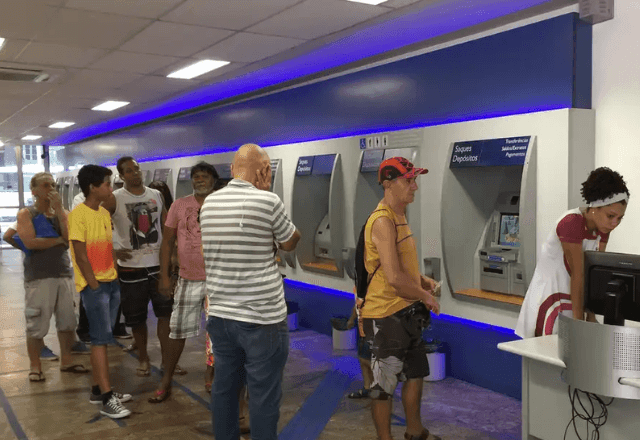 Imagem da noticia Novo extrato bancário passa a valer a partir desta segunda-feira (8); entenda mudanças