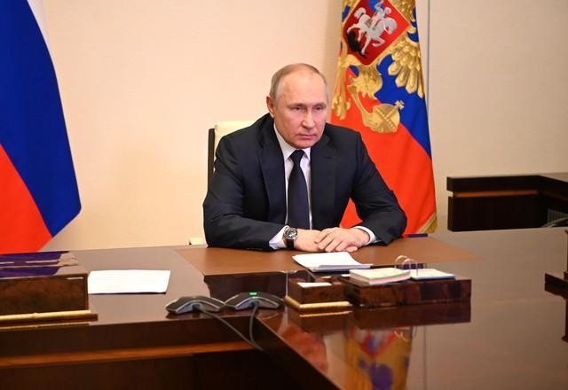 Imagem da noticia União Europeia e 'países hostis' vão pagar por gás natural russo em rublos