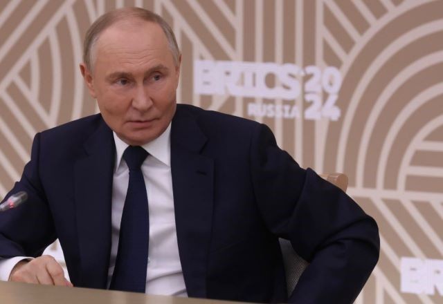 Imagem da noticia Alvo de mandado de prisão, Putin diz que não vem à cúpula do G20 no Brasil