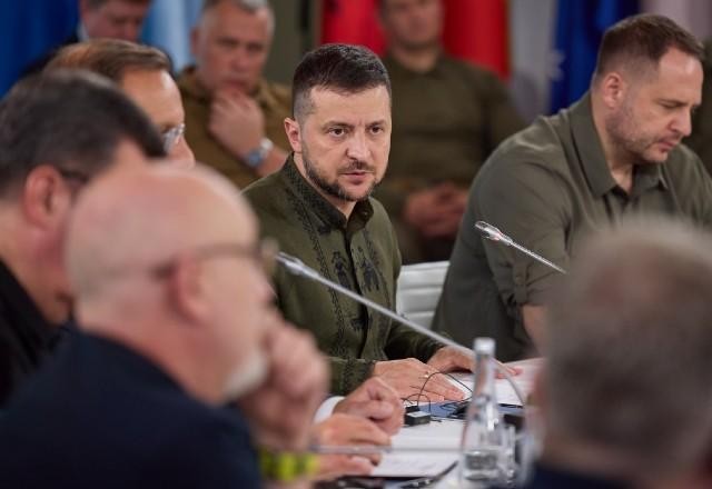 Imagem da noticia Zelensky promete reconquistar a Crimeia