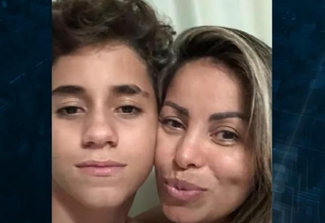 Imagem da noticia Abalada, cantora Walkyria Santos não consegue ir ao enterro do filho