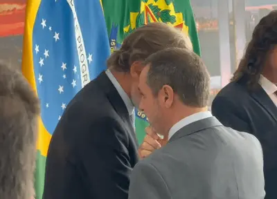 Advogado ligado a Lulinha pede a diretor-geral da PF investigação sobre vazamento que atinge filho do presidente Advogado ligado a Lulinha pede a diretor-geral da PF investigação sobre vazamento que atinge filho do presidente