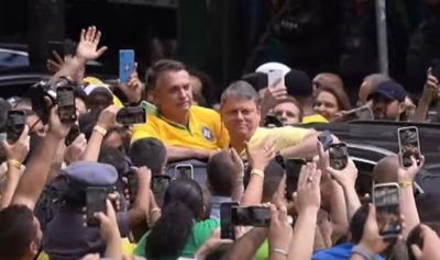 Bolsonaro participa de ato na Avenida Paulista; acompanhe