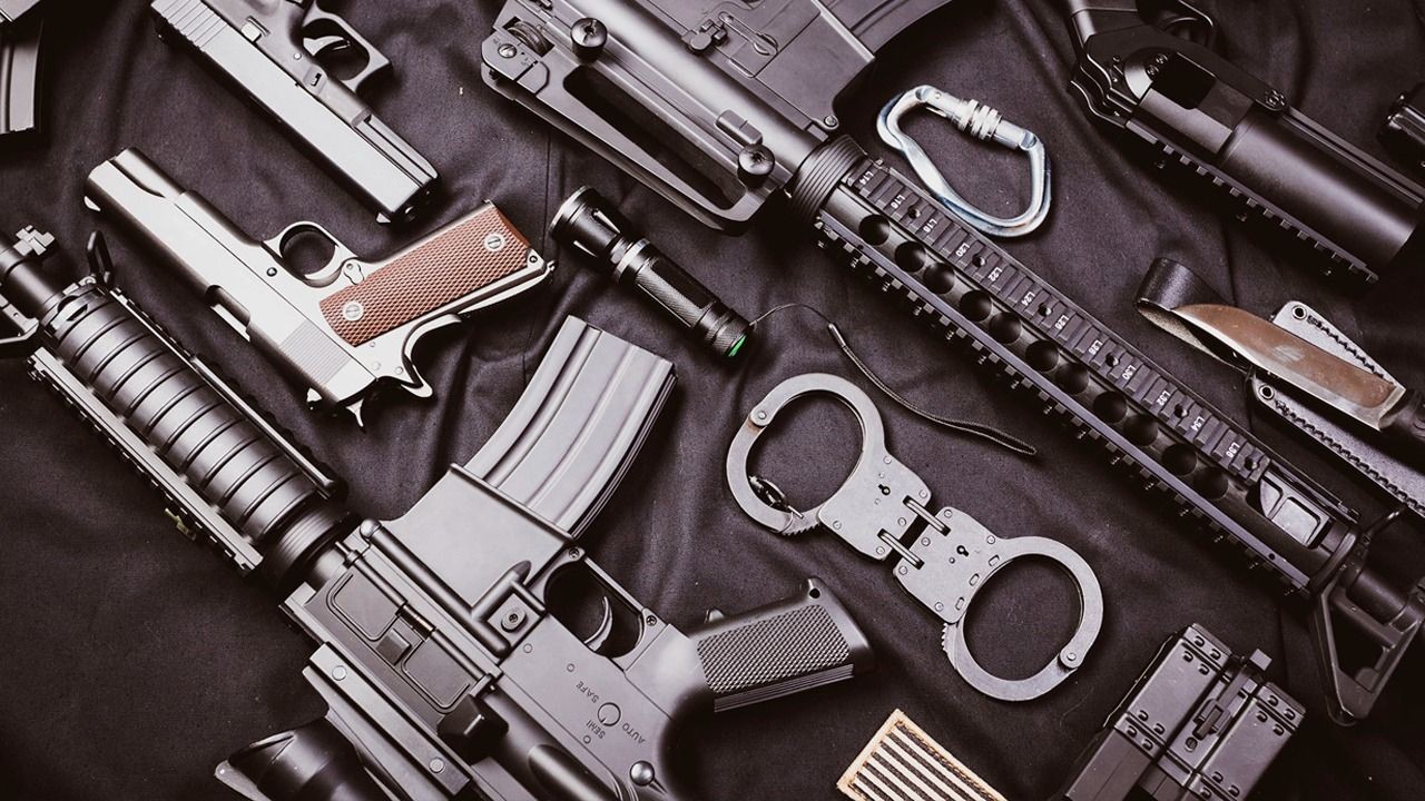 Imagem da noticia Poder Expresso: O Exército foi ineficiente no controle de armas e munições?