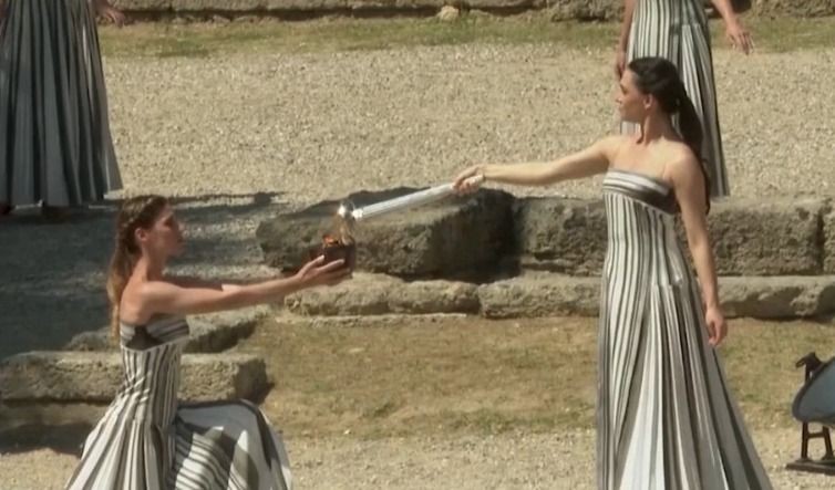 Imagem da noticia Chama Olímpica foi acesa na Grécia a partir do calor do sol, conforme a tradição