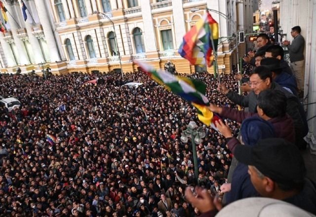Imagem da noticia Militares deixam palácio do governo na Bolívia após tentativa frustrada de golpe