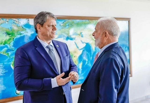 Imagem da noticia Lula volta a criticar ausência de Tarcísio durante evento em SP