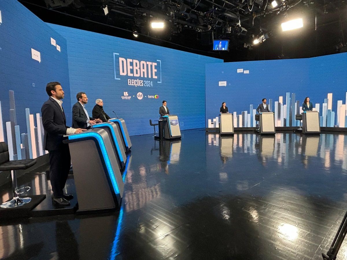 Imagem da noticia No primeiro bloco do debate do SBT, candidatos de São Paulo tentam focar em propostas