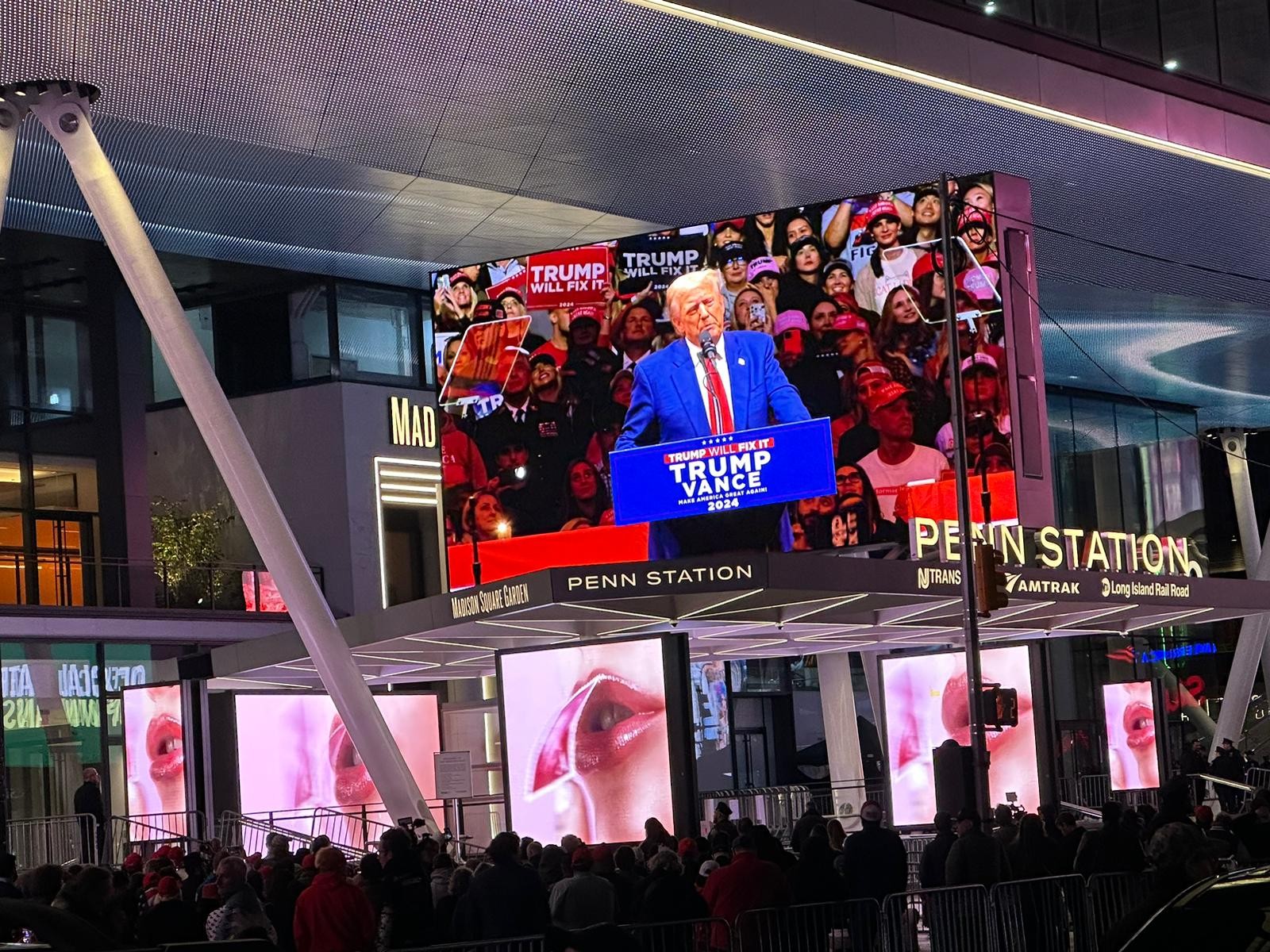 Imagem da noticia Trump faz comício com mensagem final de campanha em Nova York