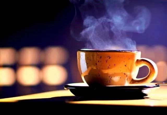Imagem da noticia Tomar chá ou café pode prevenir casos de câncer? Entenda
