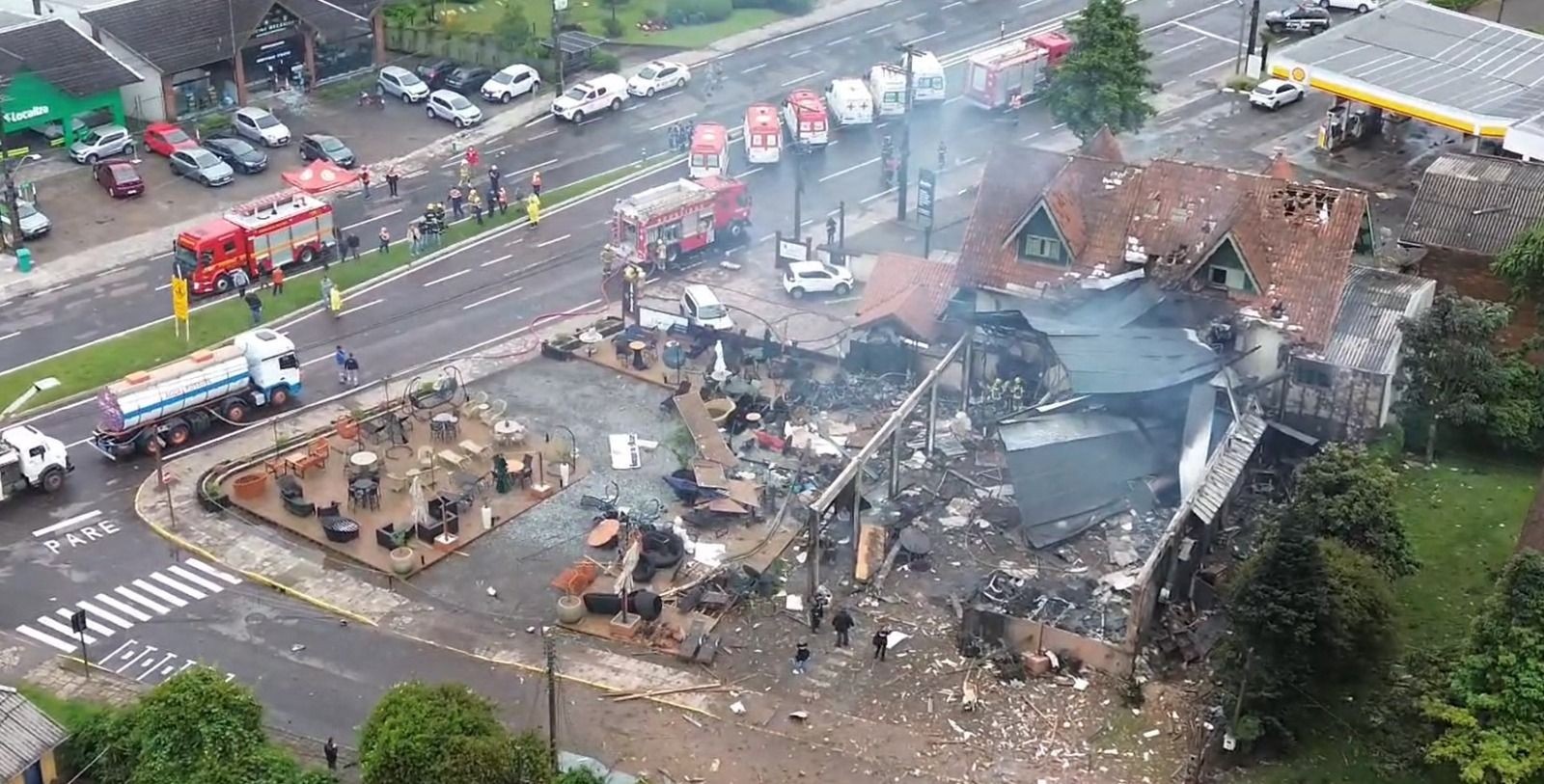 Imagem da noticia Duas mulheres estão na UTI com queimaduras graves após queda de avião em Gramado
