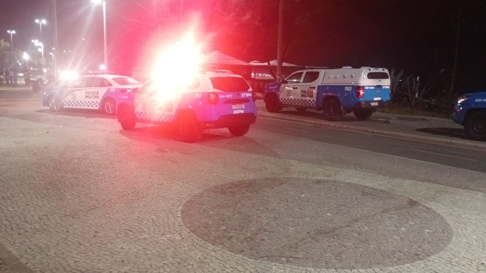 Imagem da noticia Ataque a tiros na orla da Praia do Recreio (RJ) deixa 2 mortos e 1 ferido