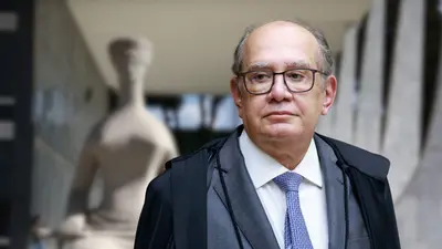 AO VIVO no Poder Expresso: Gilmar Mendes restringe impeachment de ministros do STF à PGR; oposição reage AO VIVO no Poder Expresso: Gilmar Mendes restringe impeachment de ministros do STF à PGR; oposição reage